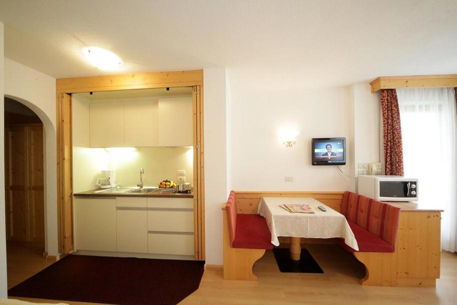 Apartments Lasteis La Villa  Zewnętrze zdjęcie