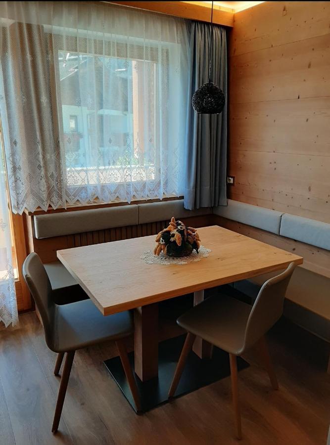 Apartments Lasteis La Villa  Zewnętrze zdjęcie