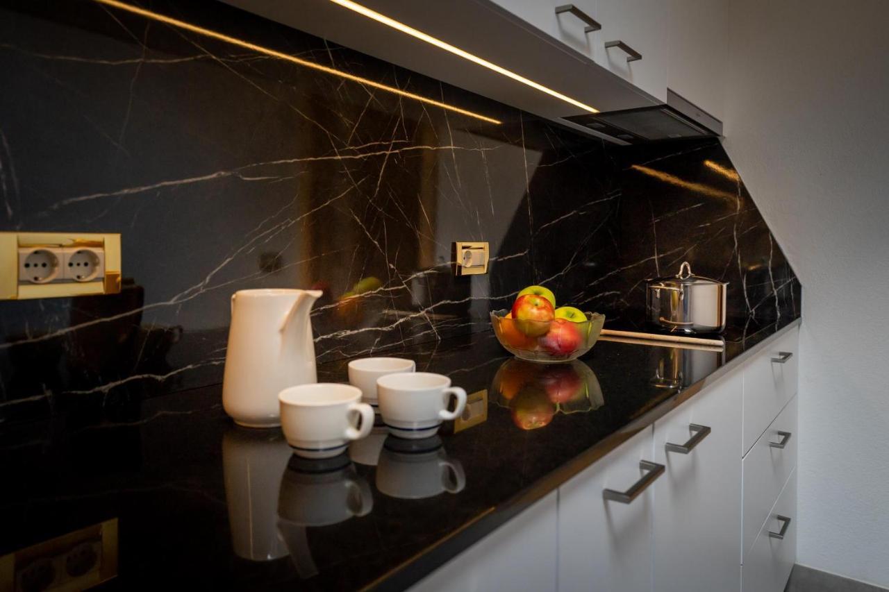 Apartments Lasteis La Villa  Zewnętrze zdjęcie
