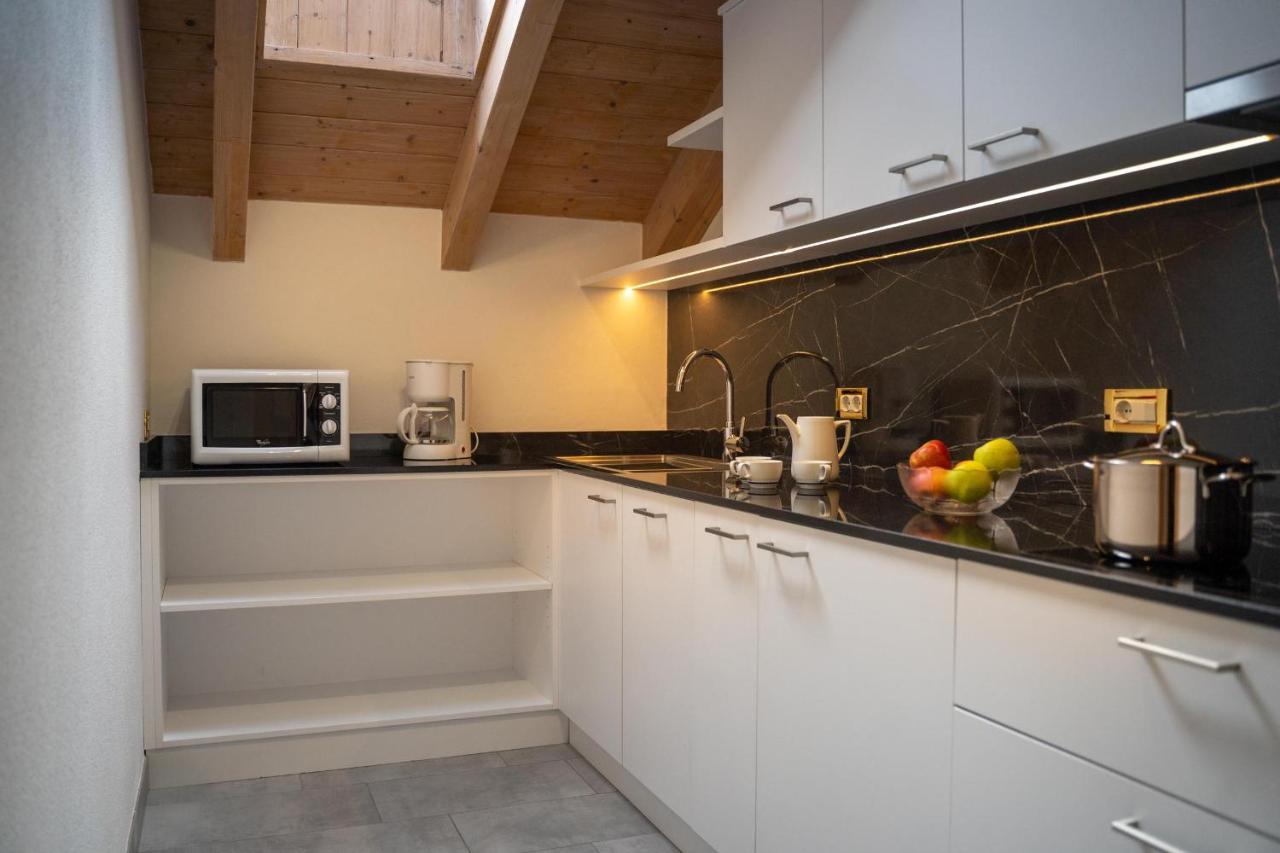 Apartments Lasteis La Villa  Zewnętrze zdjęcie