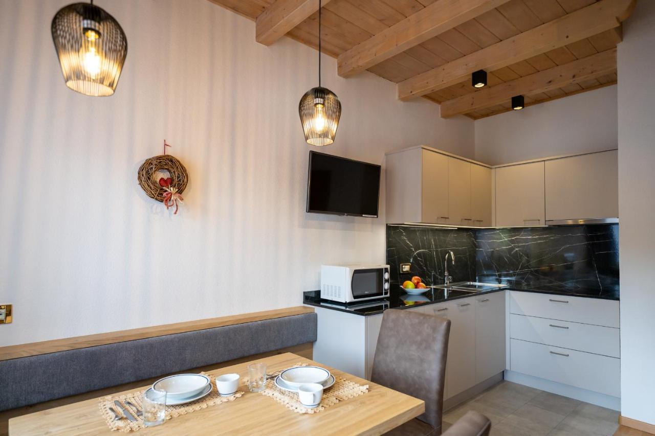 Apartments Lasteis La Villa  Zewnętrze zdjęcie