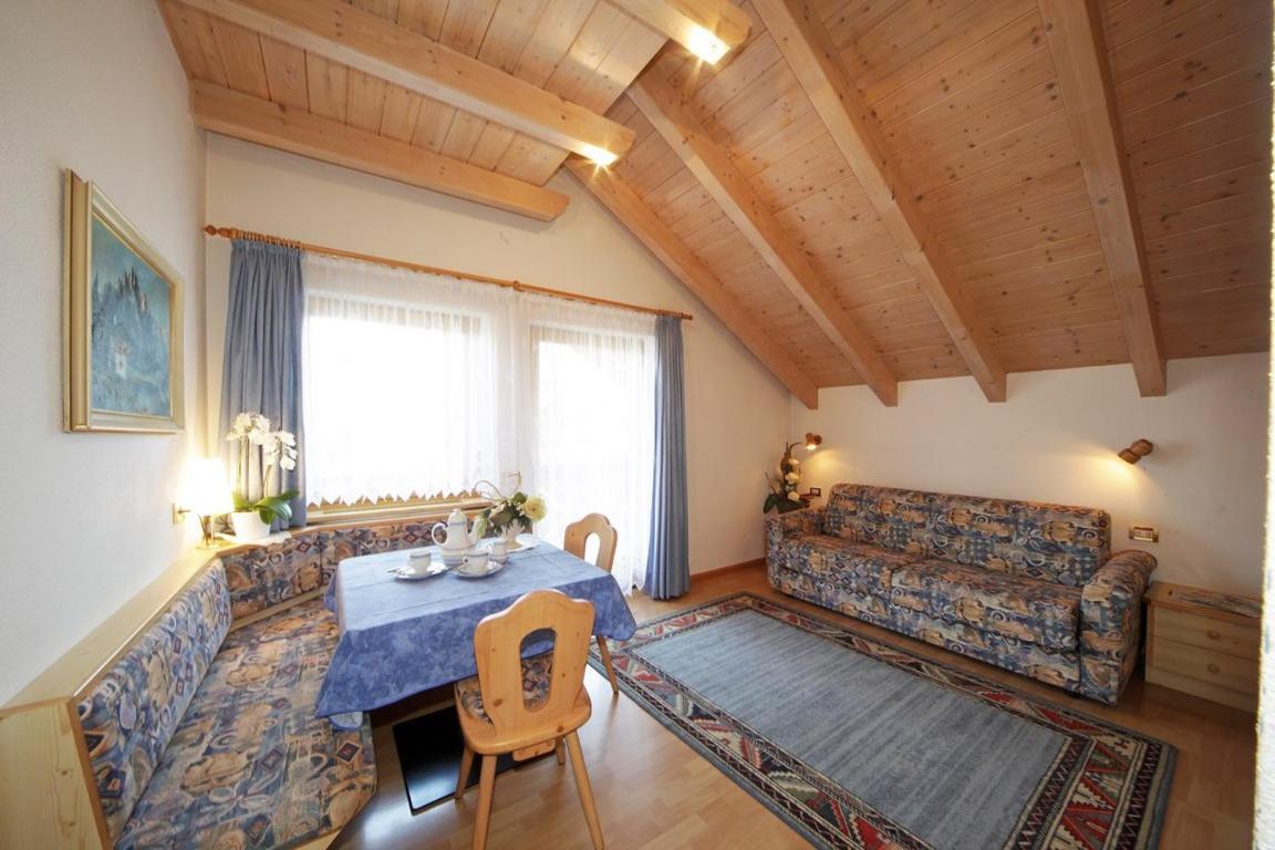 Apartments Lasteis La Villa  Zewnętrze zdjęcie