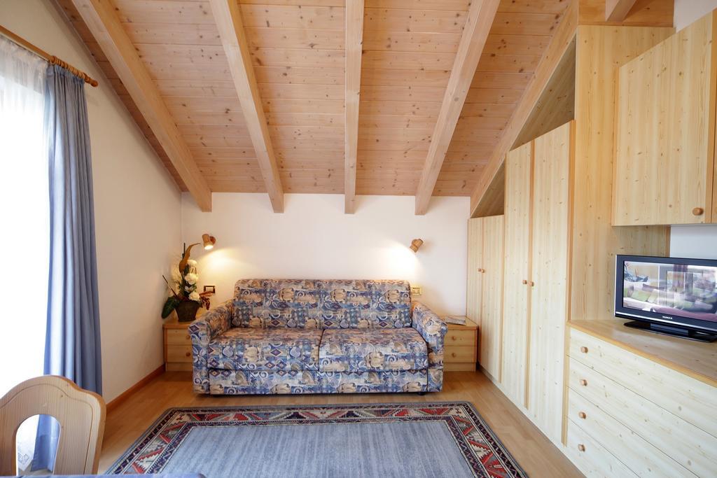 Apartments Lasteis La Villa  Zewnętrze zdjęcie
