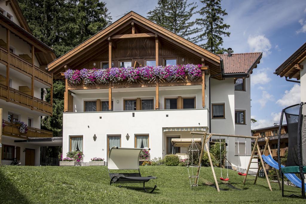 Apartments Lasteis La Villa  Pokój zdjęcie